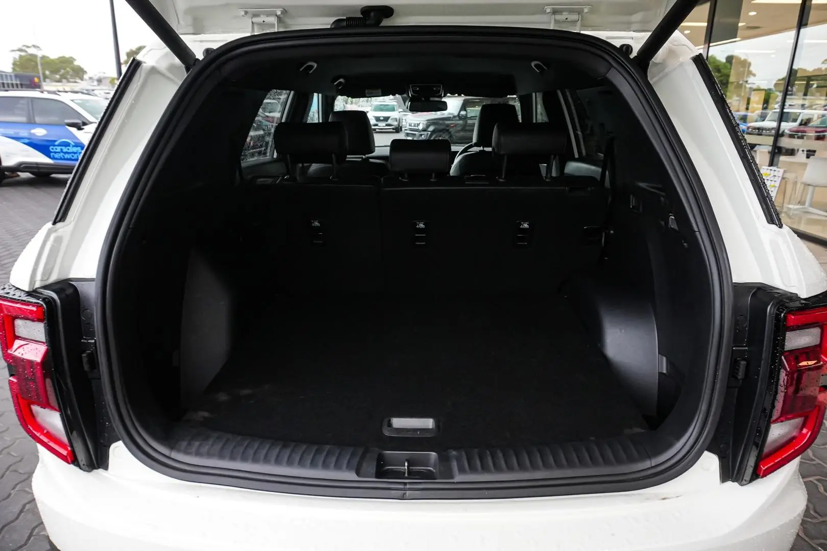 2024 KGM SsangYong Torres Gallery Image 13