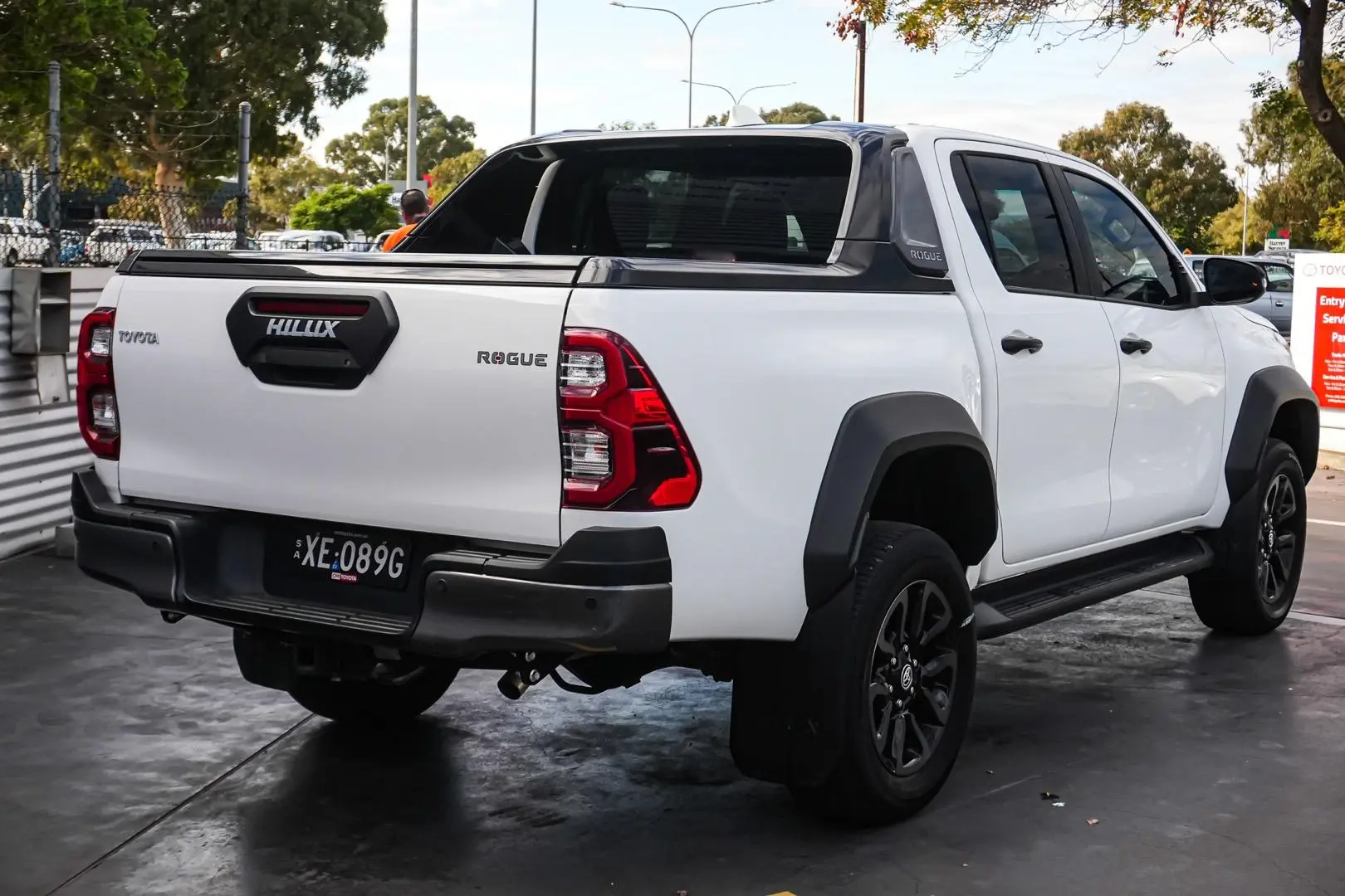 2024 Toyota Hilux Gallery Image 3