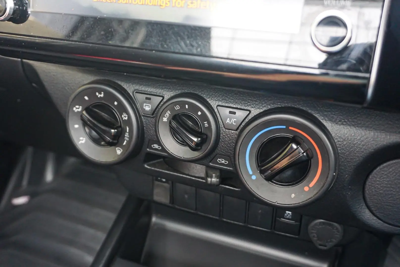2022 Toyota Hilux Gallery Image 20