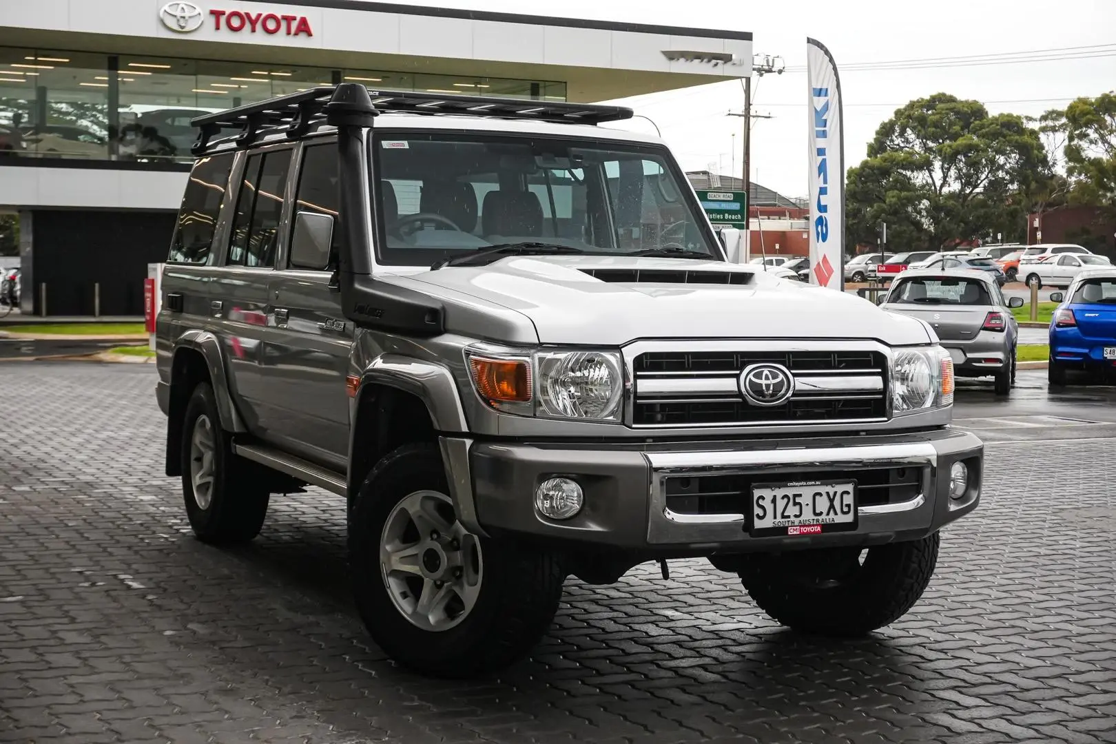 2023 Toyota Landcruiser Gallery Image 2