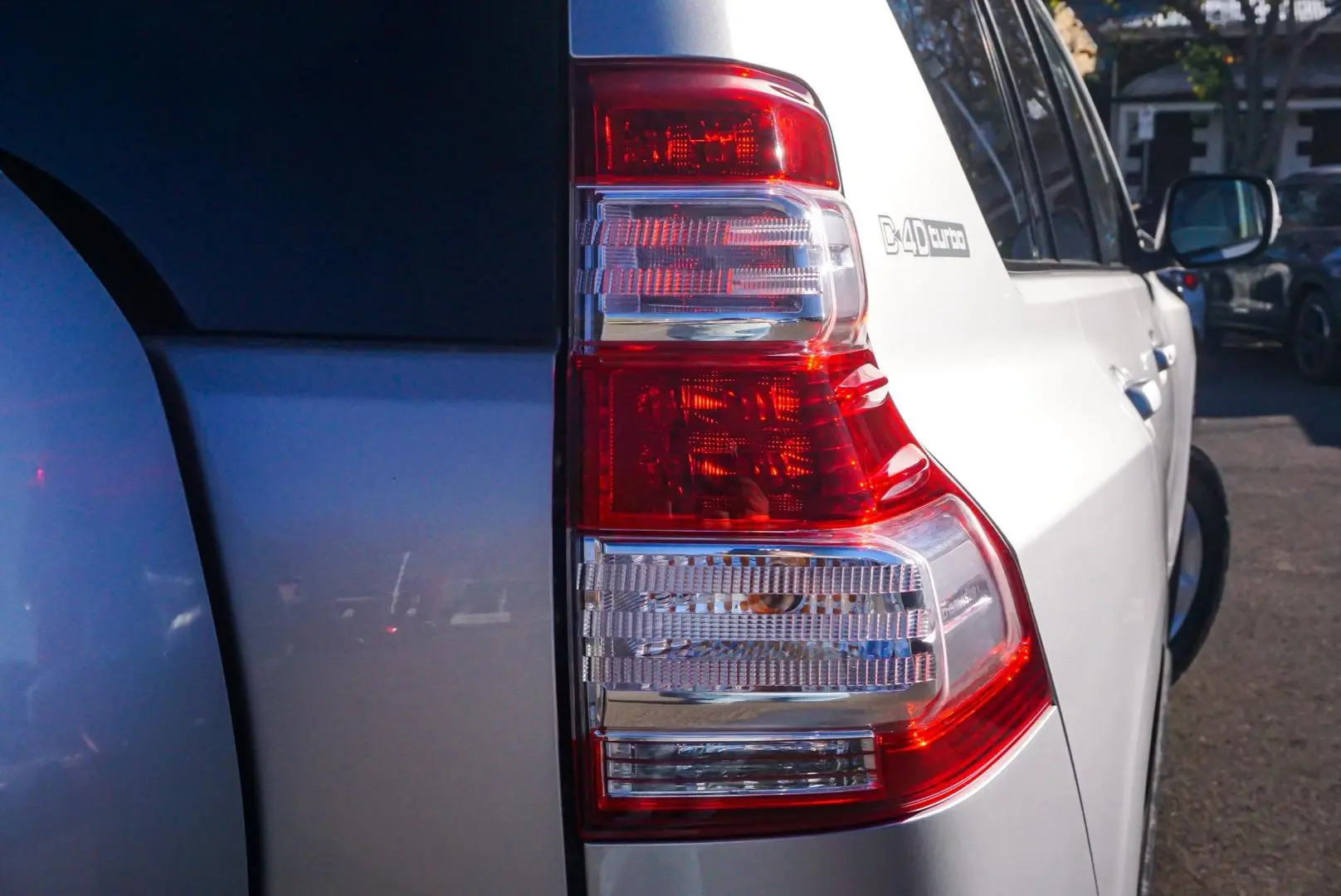 2016 Toyota Landcruiser Prado Gallery Image 14