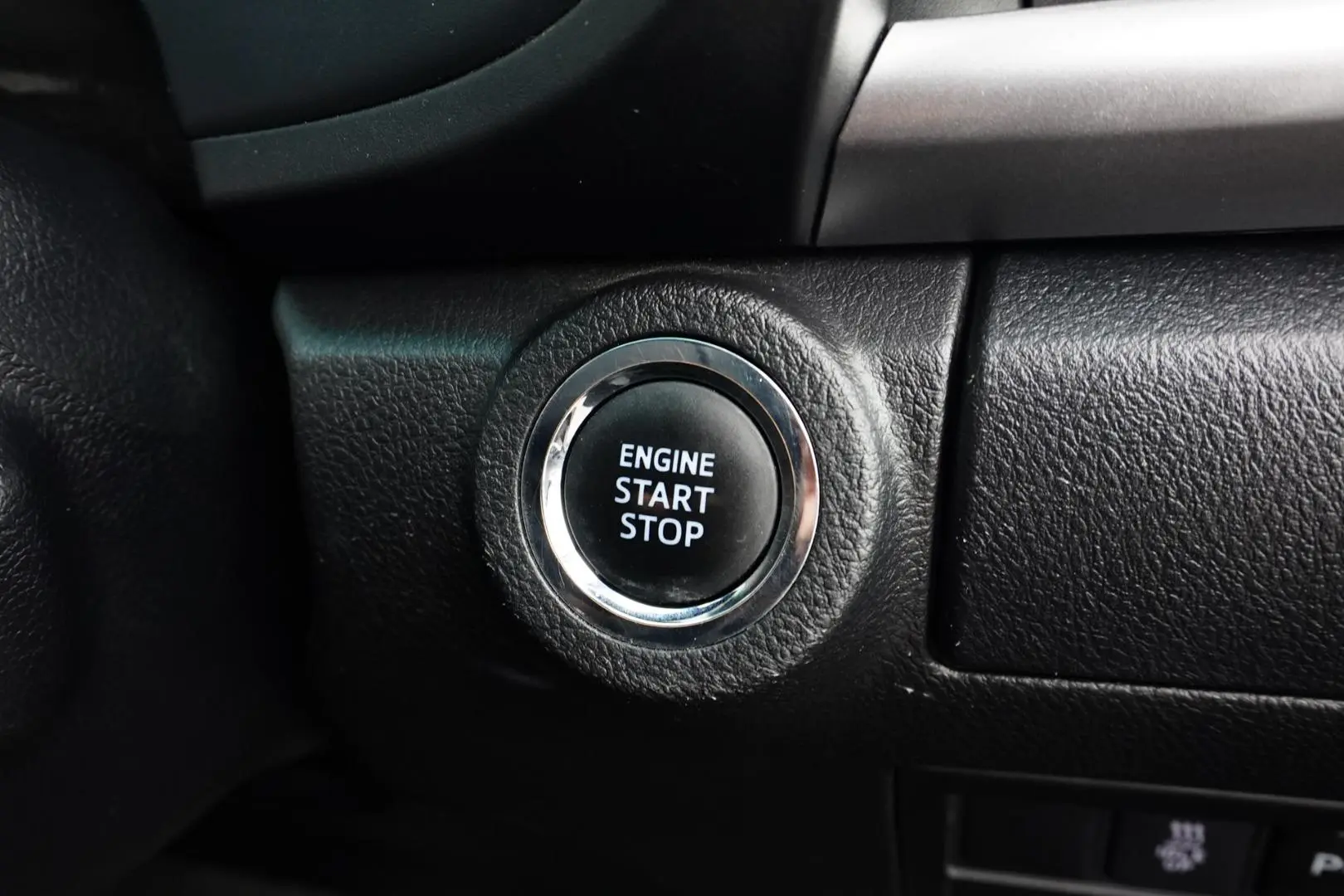 2022 Toyota Hilux Gallery Image 25