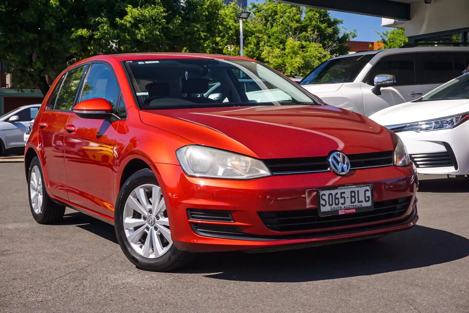 2014 Volkswagen Golf Gallery Image 1