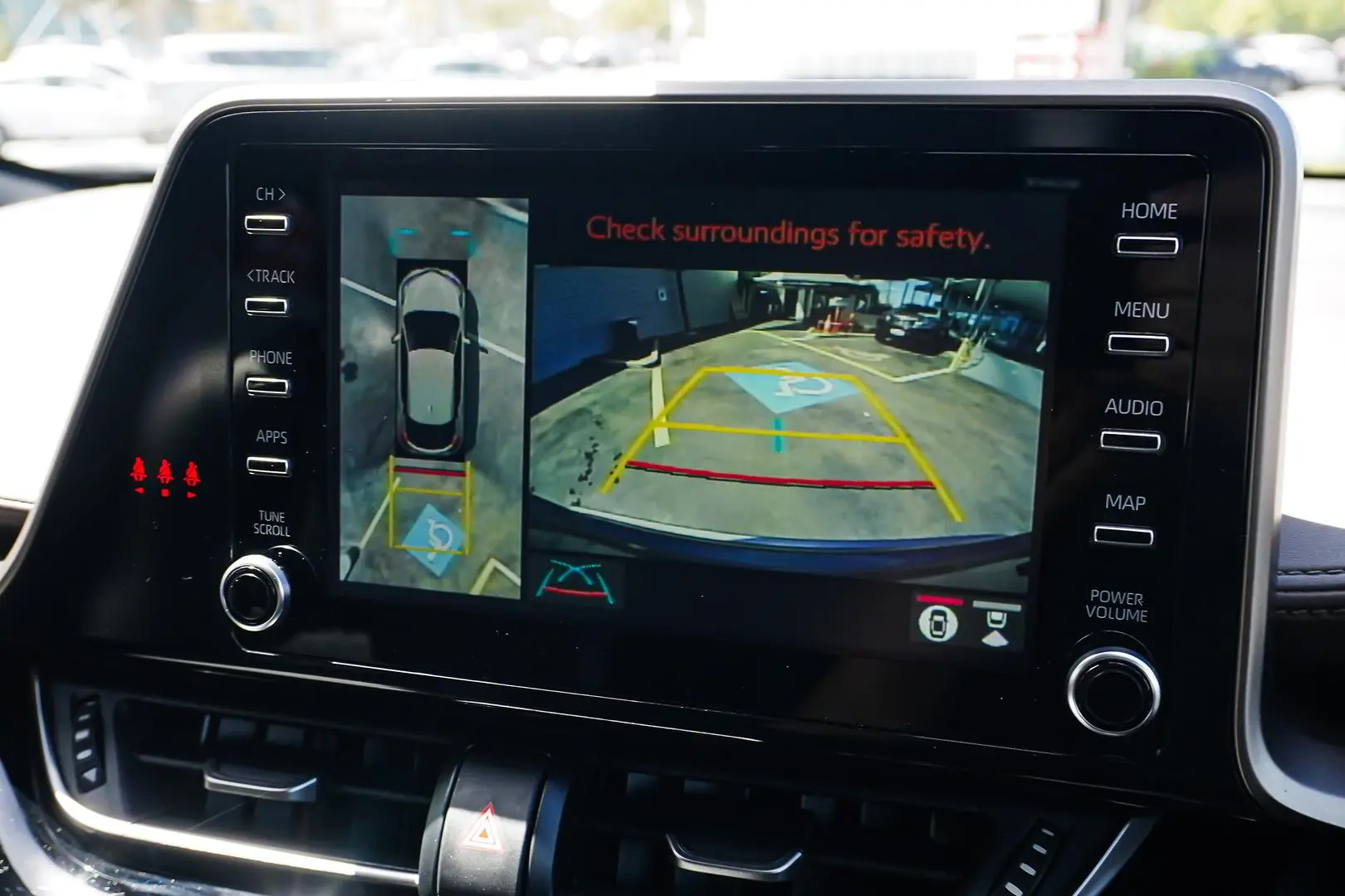 2023 Toyota C-HR Gallery Image 27