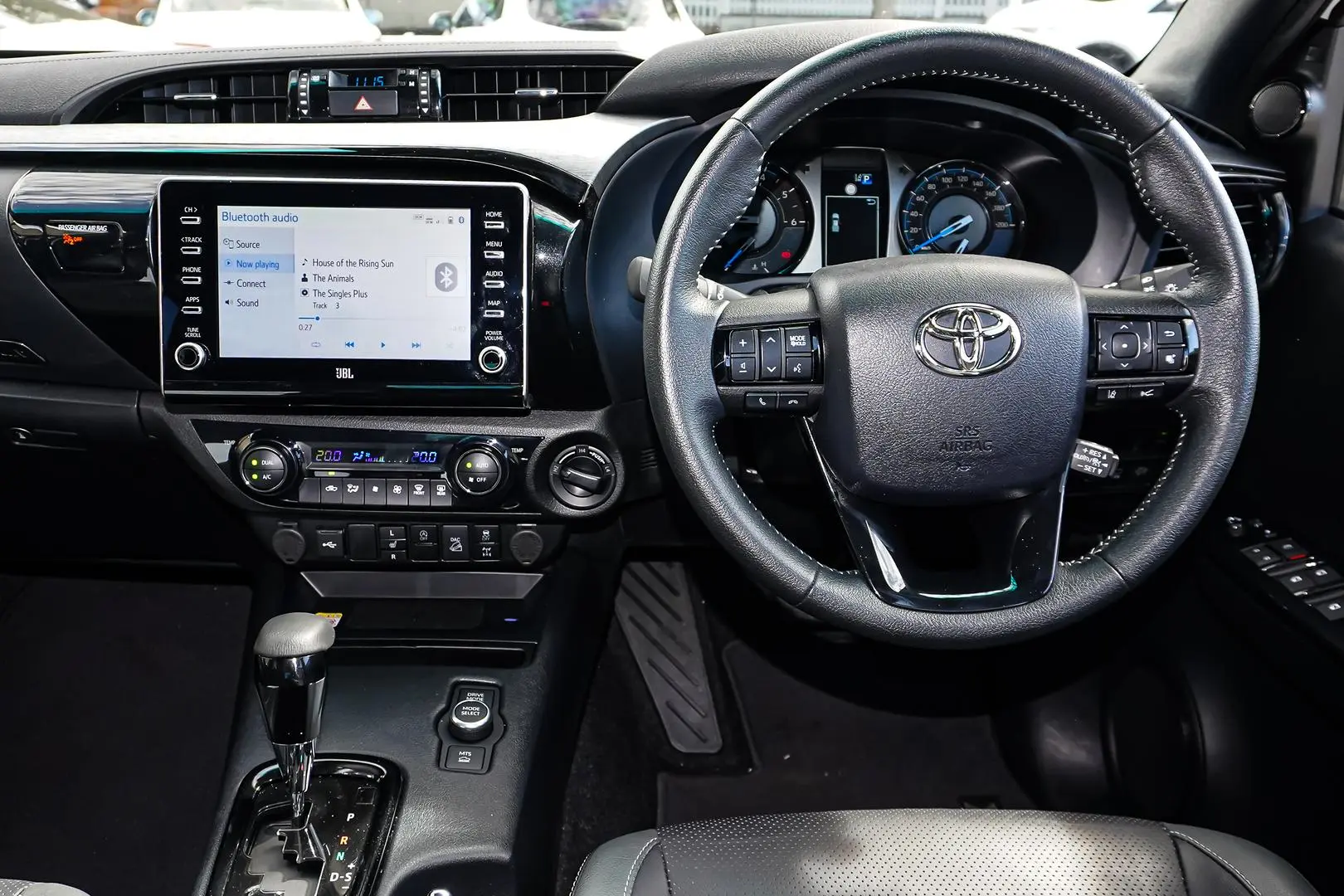 2024 Toyota Hilux Gallery Image 9