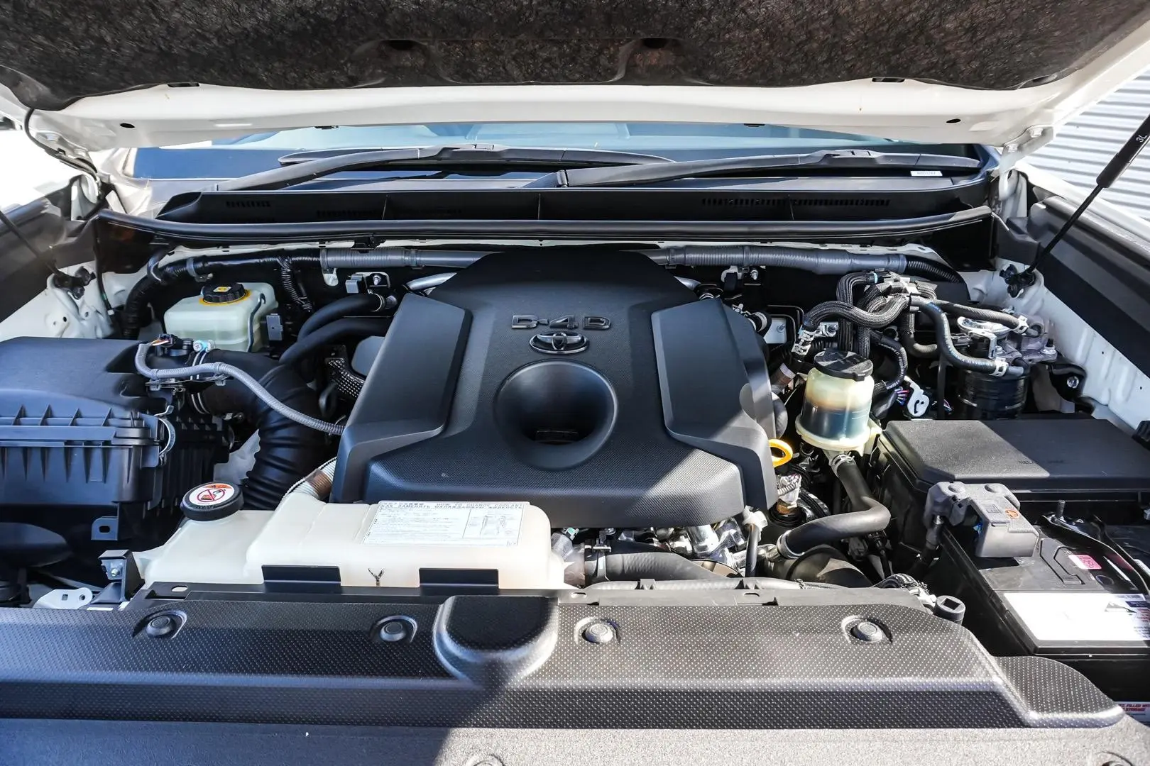 2018 Toyota Landcruiser Prado Gallery Image 22