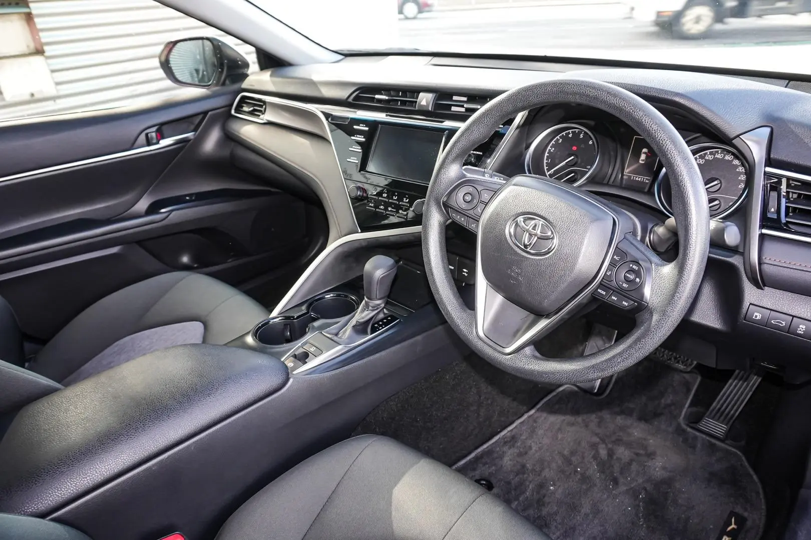 2018 Toyota Camry Gallery Image 7