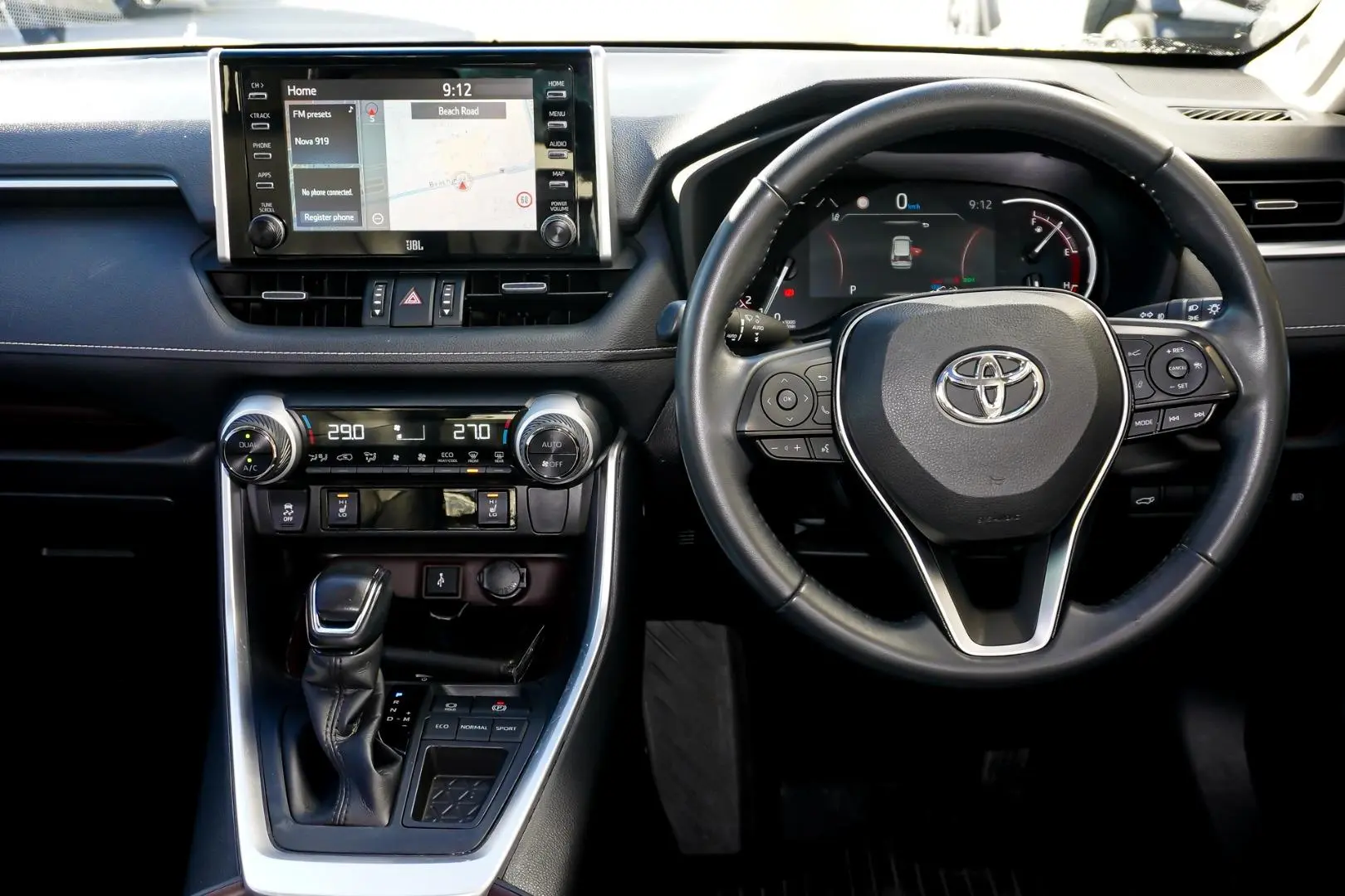 2021 Toyota RAV4 Gallery Image 8