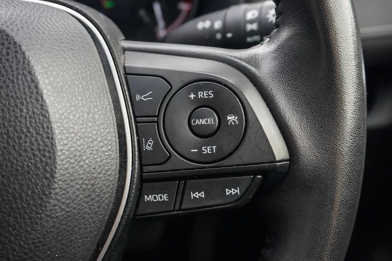 2024 Toyota RAV4 Gallery Image 20
