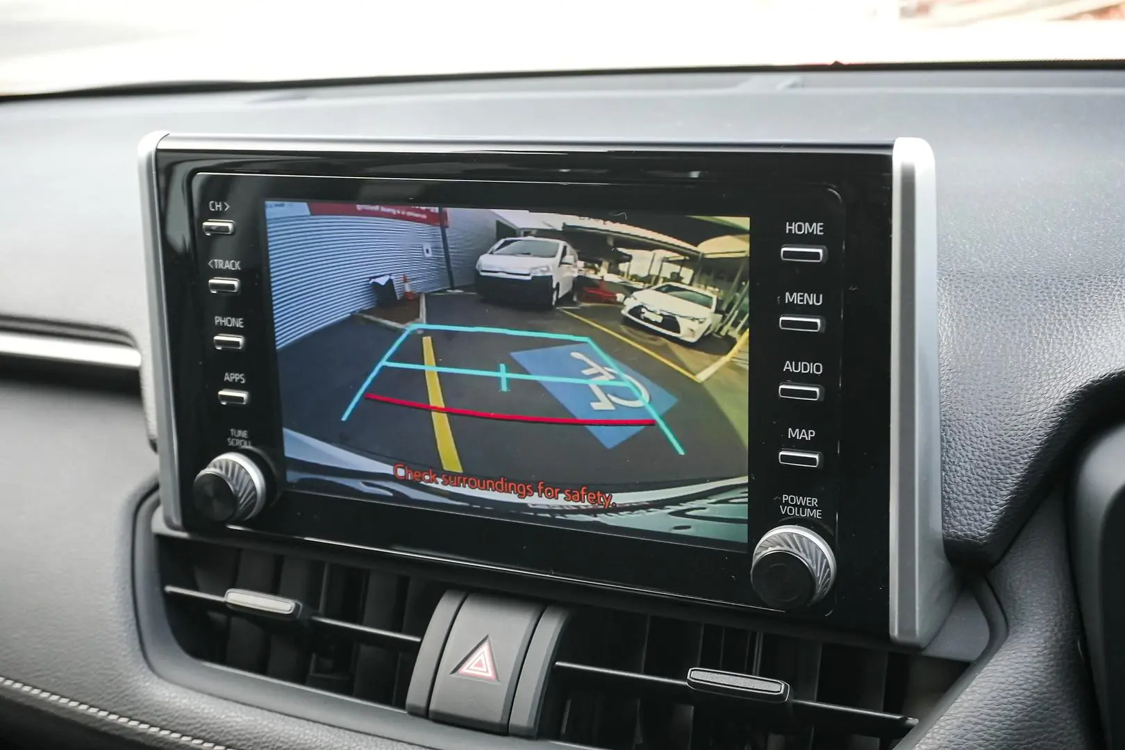 2020 Toyota RAV4 Gallery Image 22