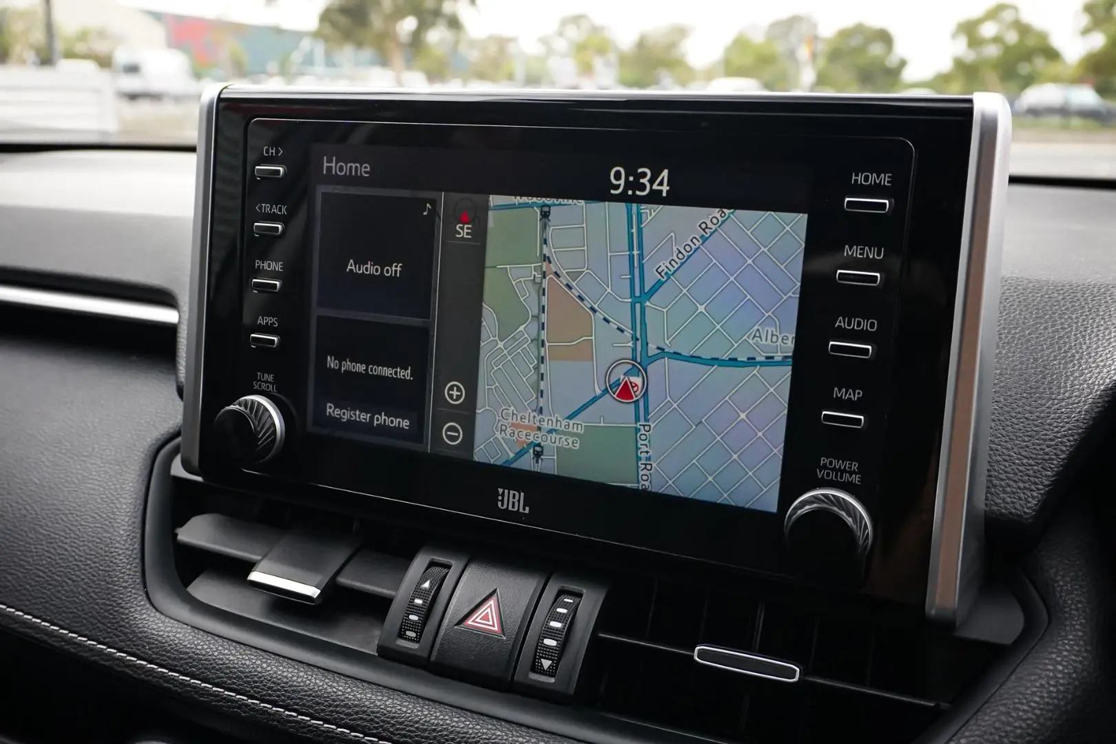 2020 Toyota RAV4 Gallery Image 24