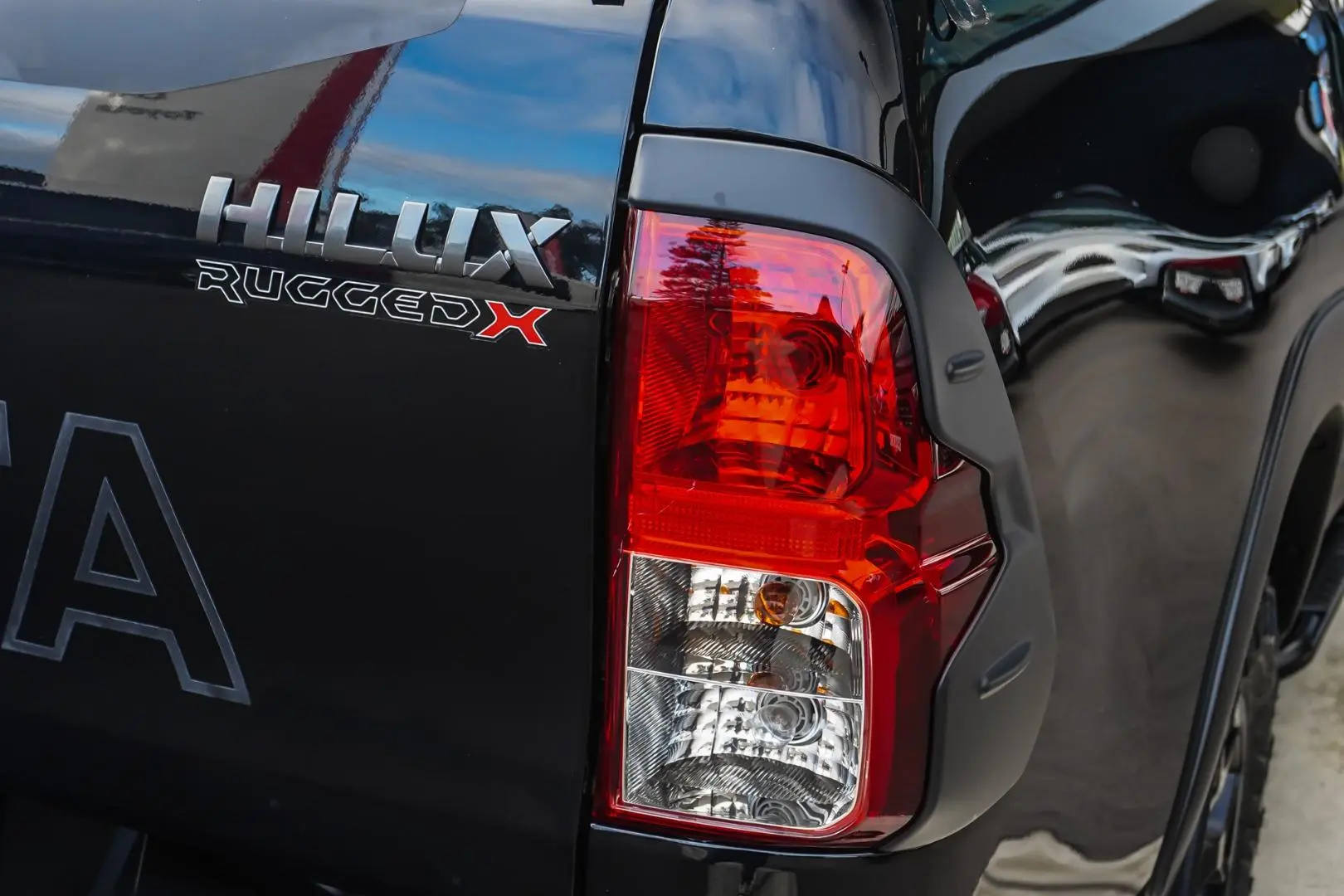 2019 Toyota Hilux Gallery Image 15