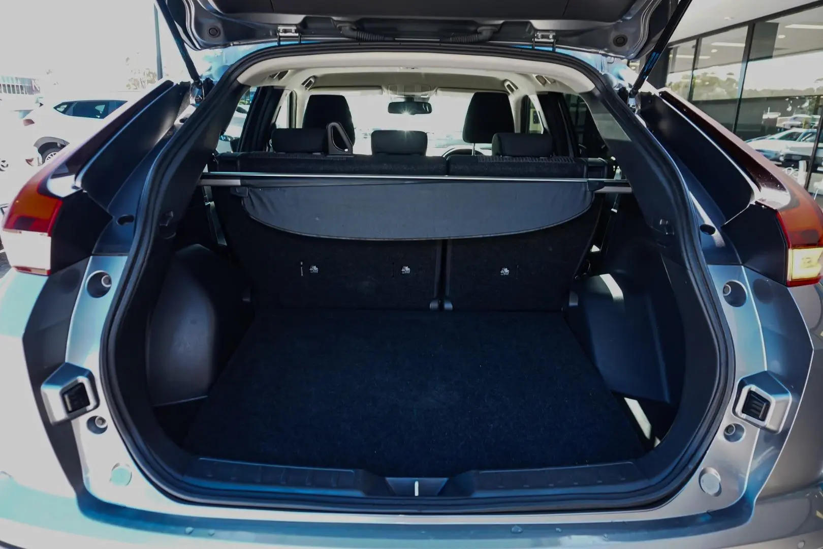 2023 Mitsubishi Eclipse Cross Gallery Image 10