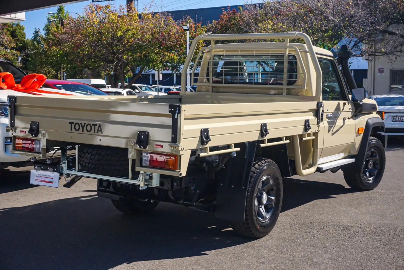 2025 Toyota Landcruiser Gallery Image 3