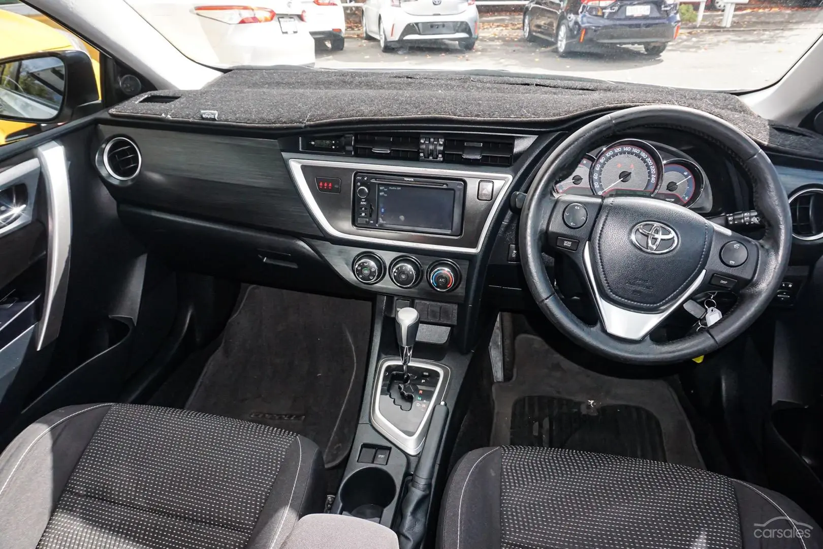 2014 Toyota Corolla Image 9