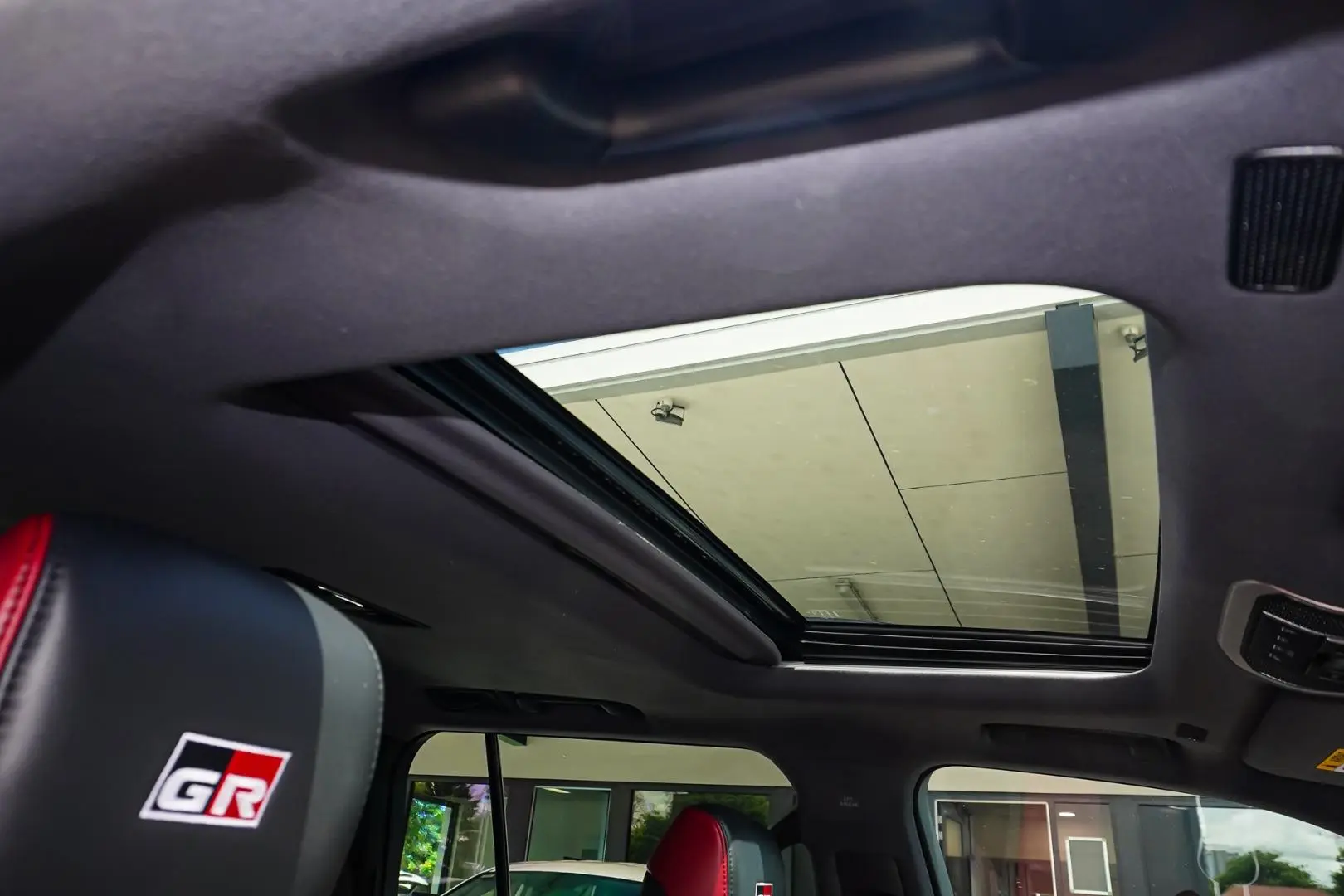 2024 Toyota Landcruiser Gallery Image 8