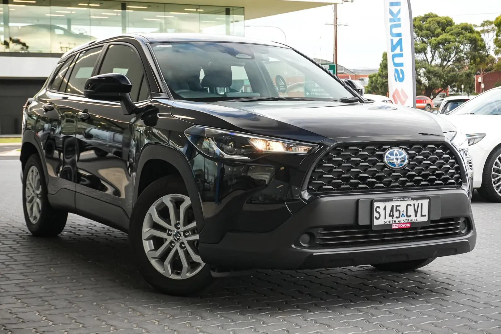 2023 Toyota Corolla Cross Gallery Image 2