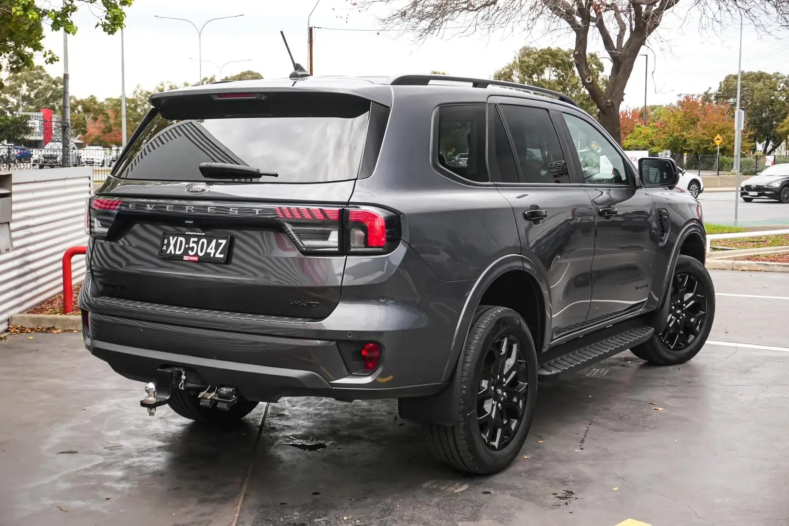 2023 Ford Everest Gallery Image 3