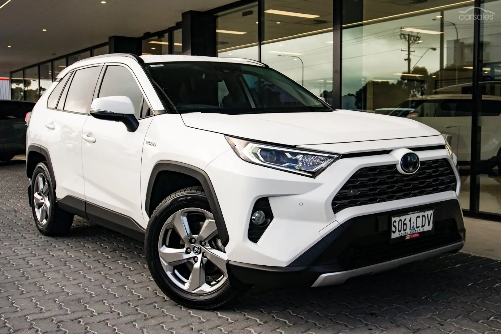 2020 Toyota RAV4 Image 1