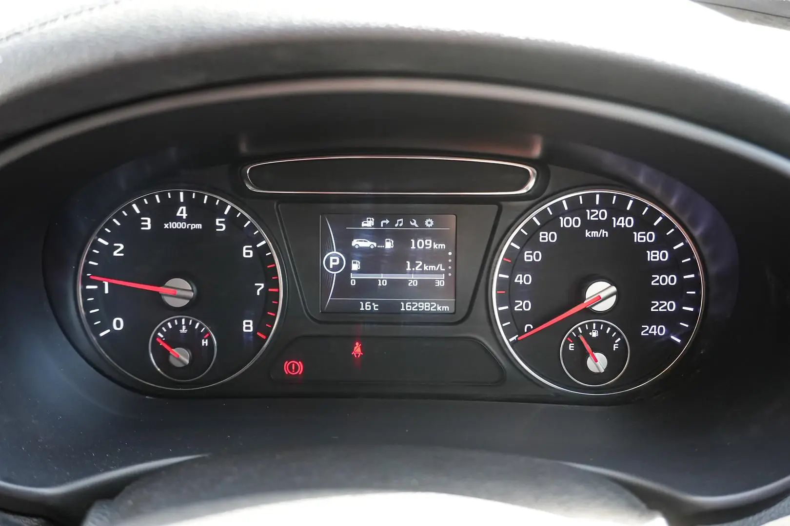 2016 Kia Sorento Gallery Image 16