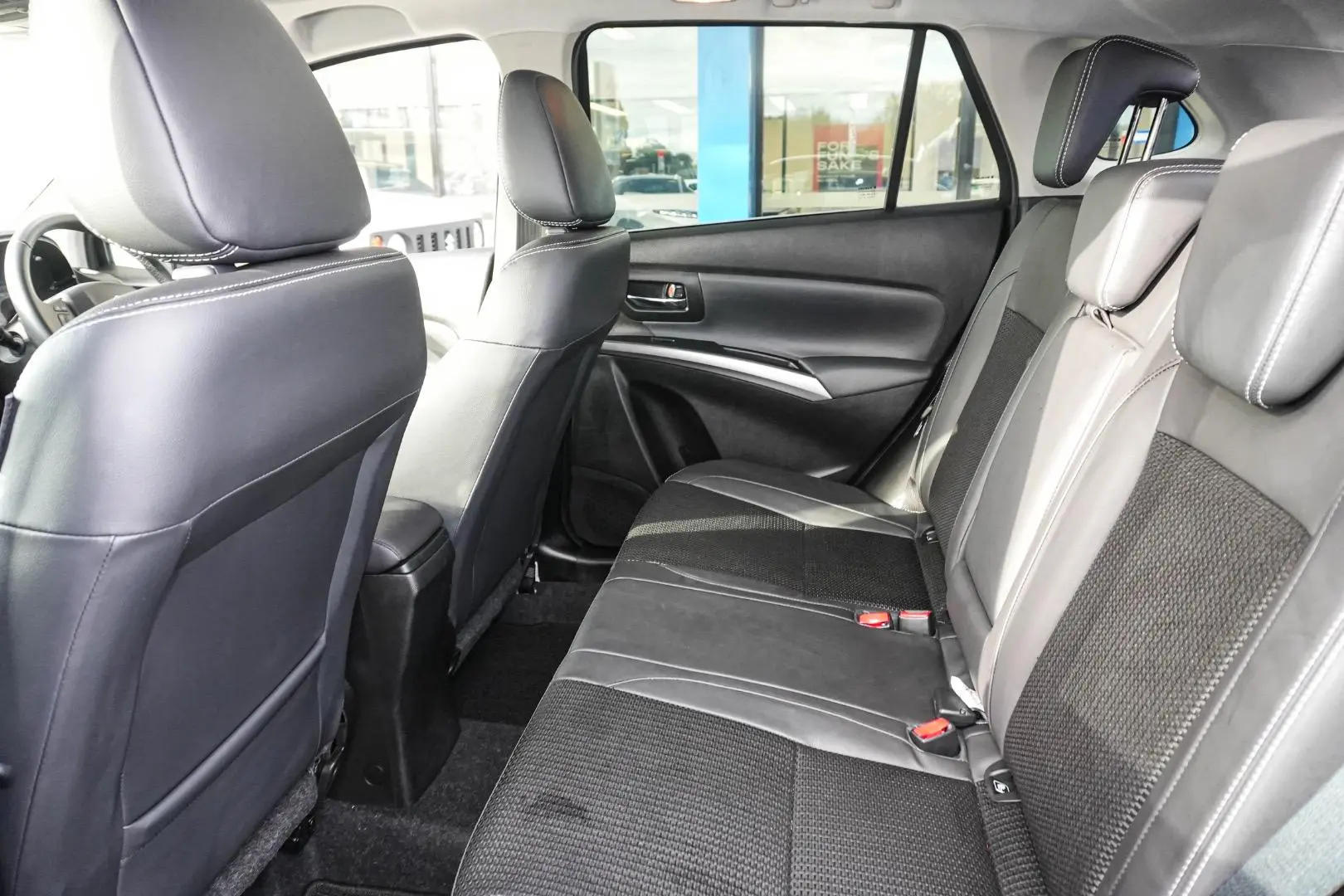 2023 Suzuki S-Cross Gallery Image 8