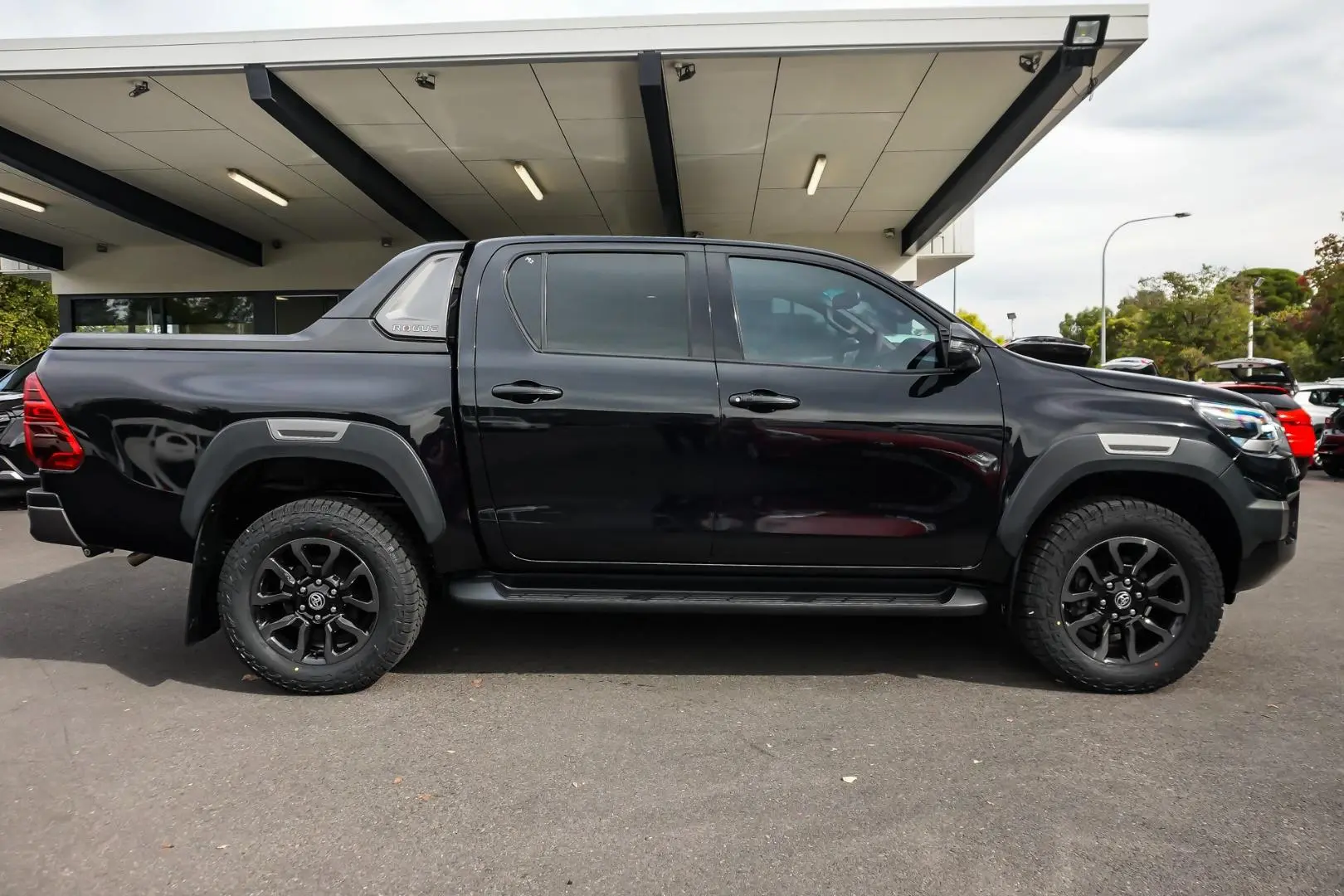 2022 Toyota Hilux Gallery Image 4