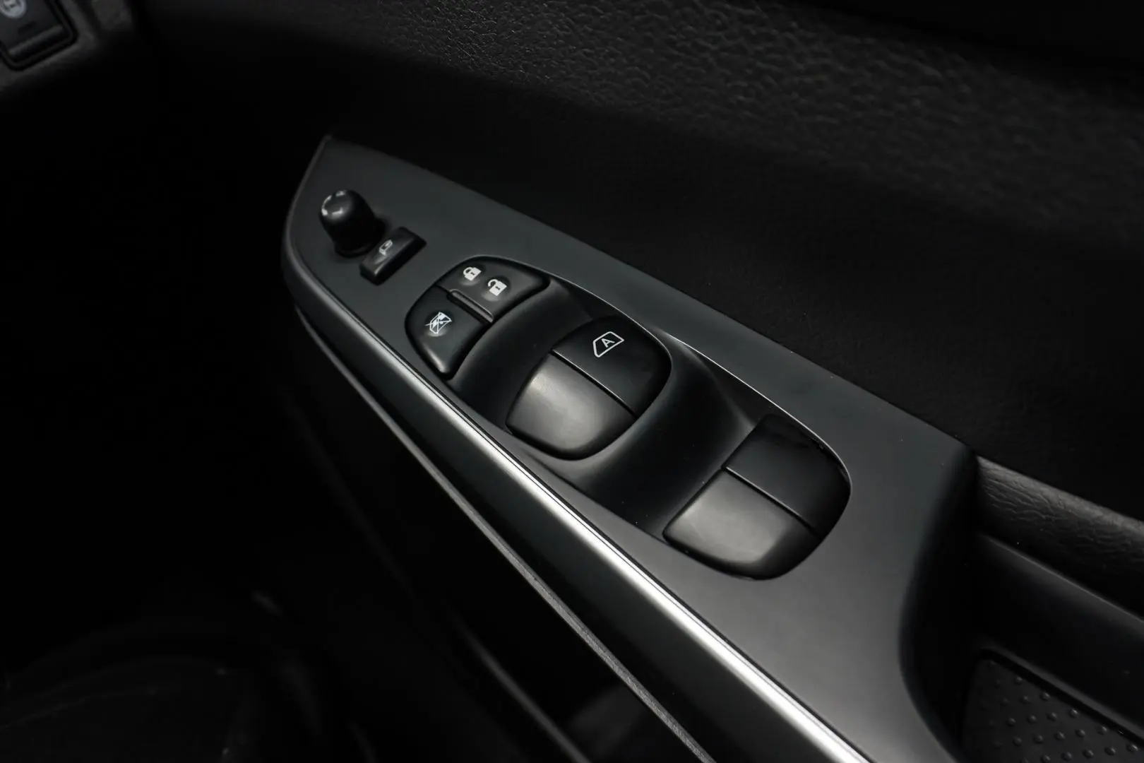 2023 Nissan Navara Gallery Image 26