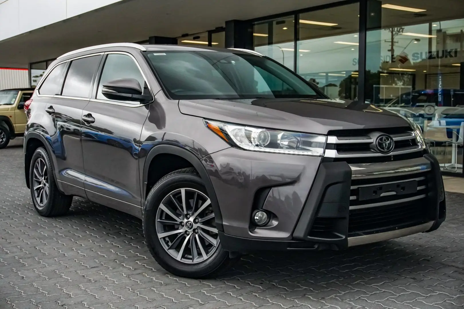 2019 Toyota Kluger Gallery Image 1