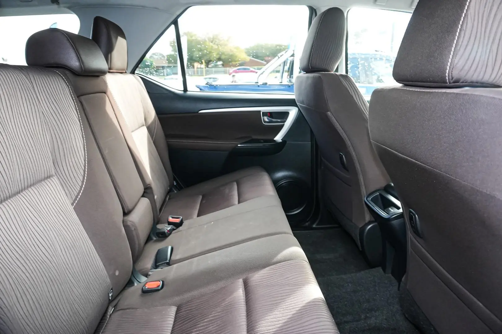 2017 Toyota Fortuner Gallery Image 9