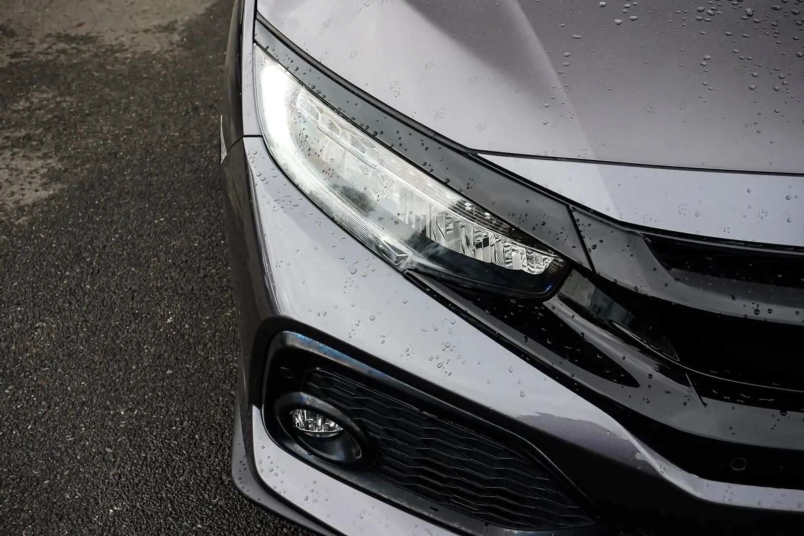 2017 Honda Civic Gallery Image 12