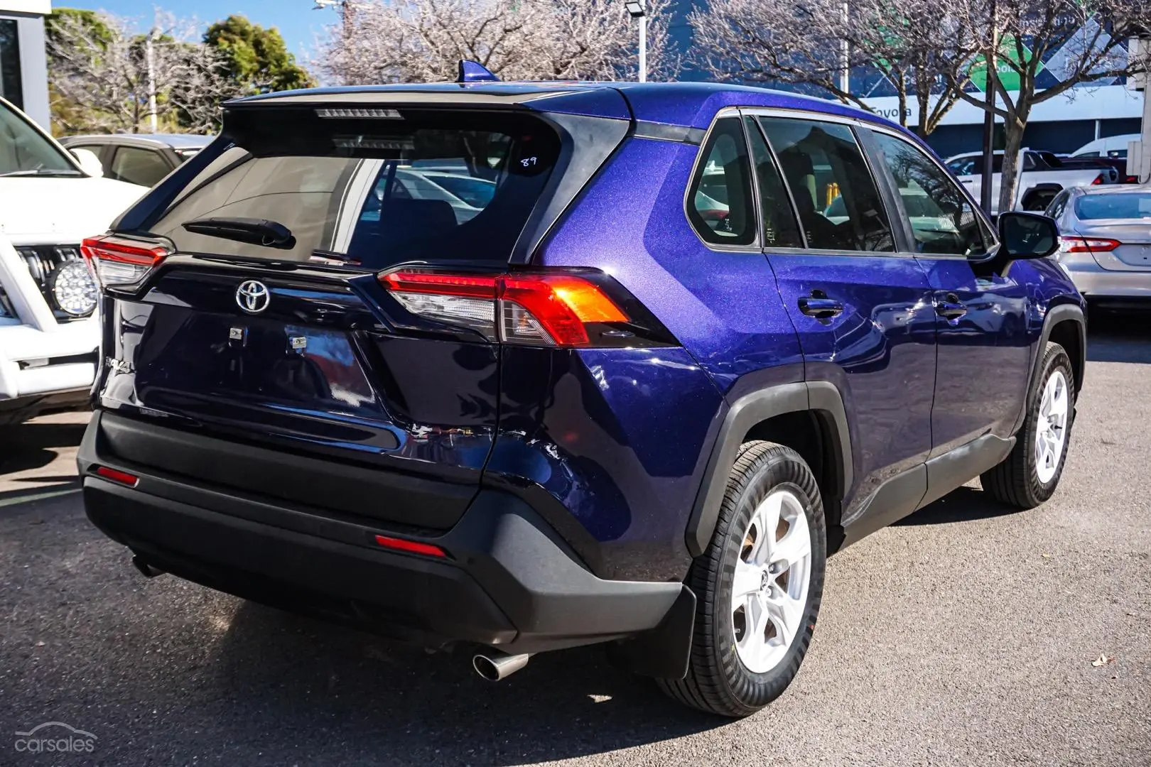 2019 Toyota RAV4 Image 3