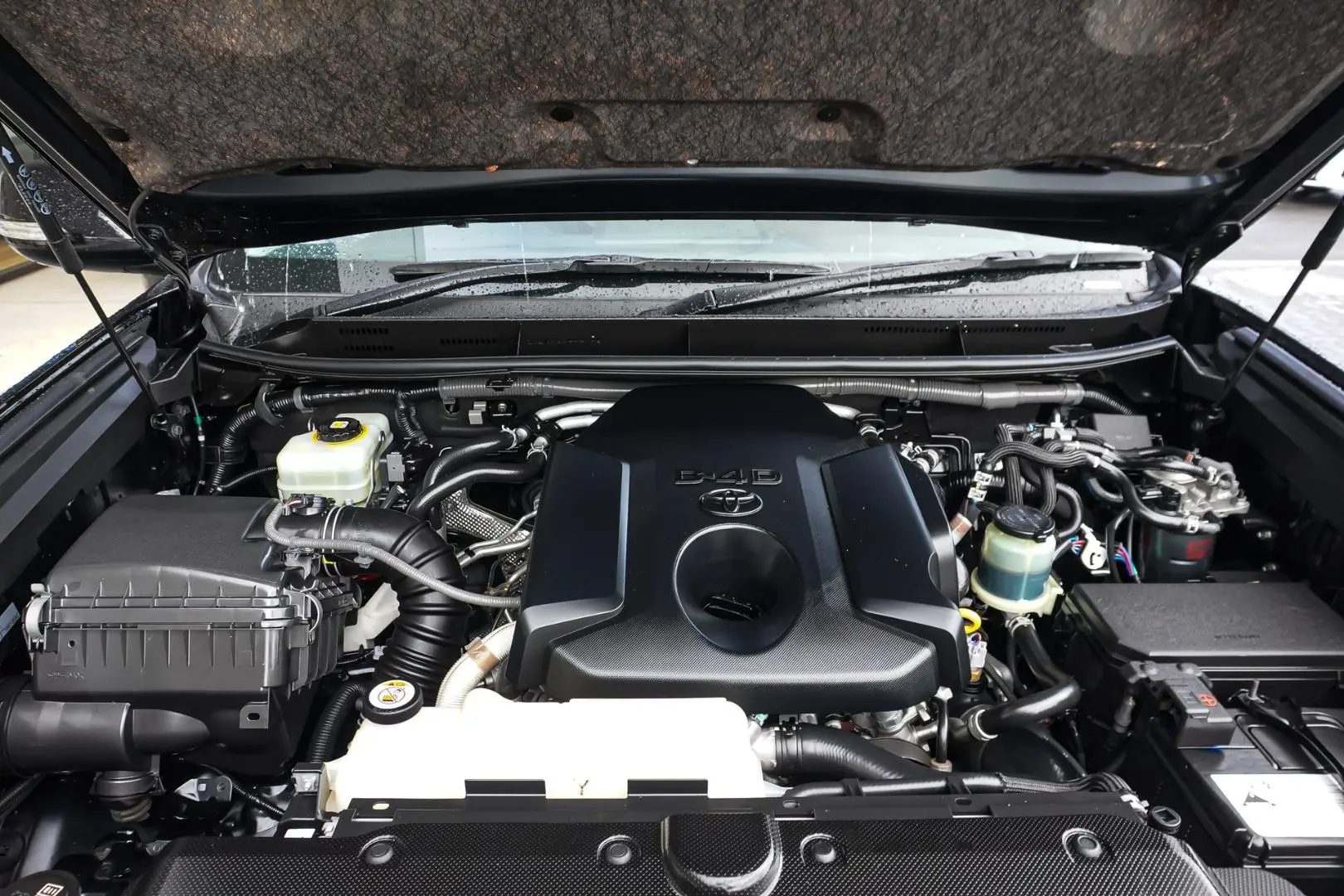 2018 Toyota Landcruiser Prado Gallery Image 25