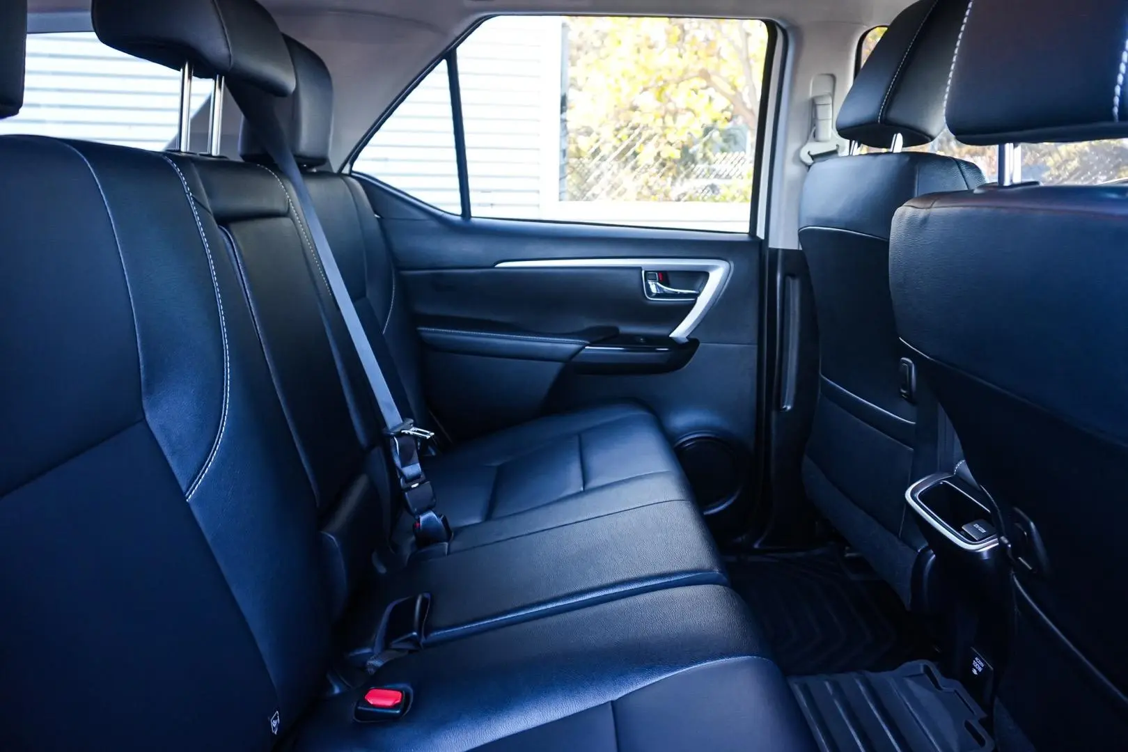 2021 Toyota Fortuner Gallery Image 8