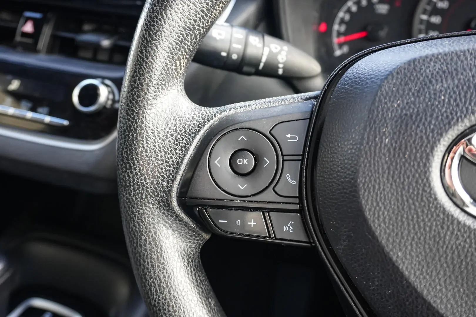 2021 Toyota Corolla Gallery Image 18