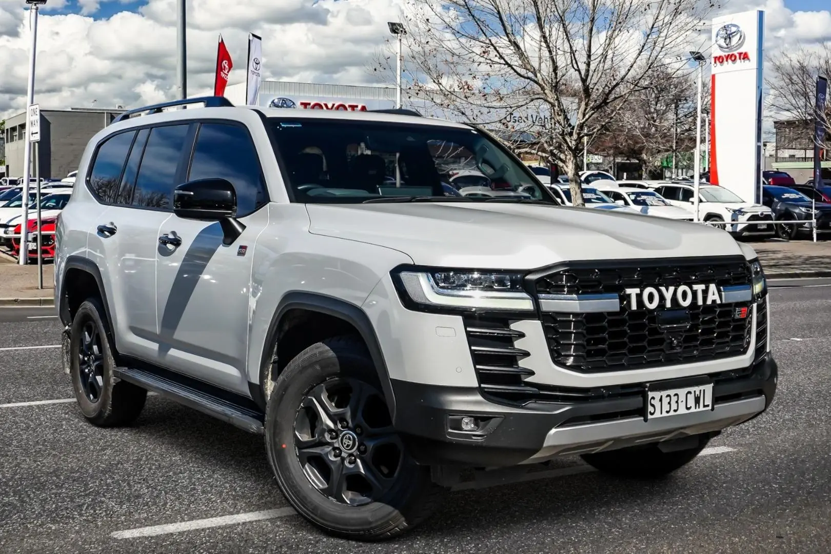 2023 Toyota Landcruiser Gallery Image 1
