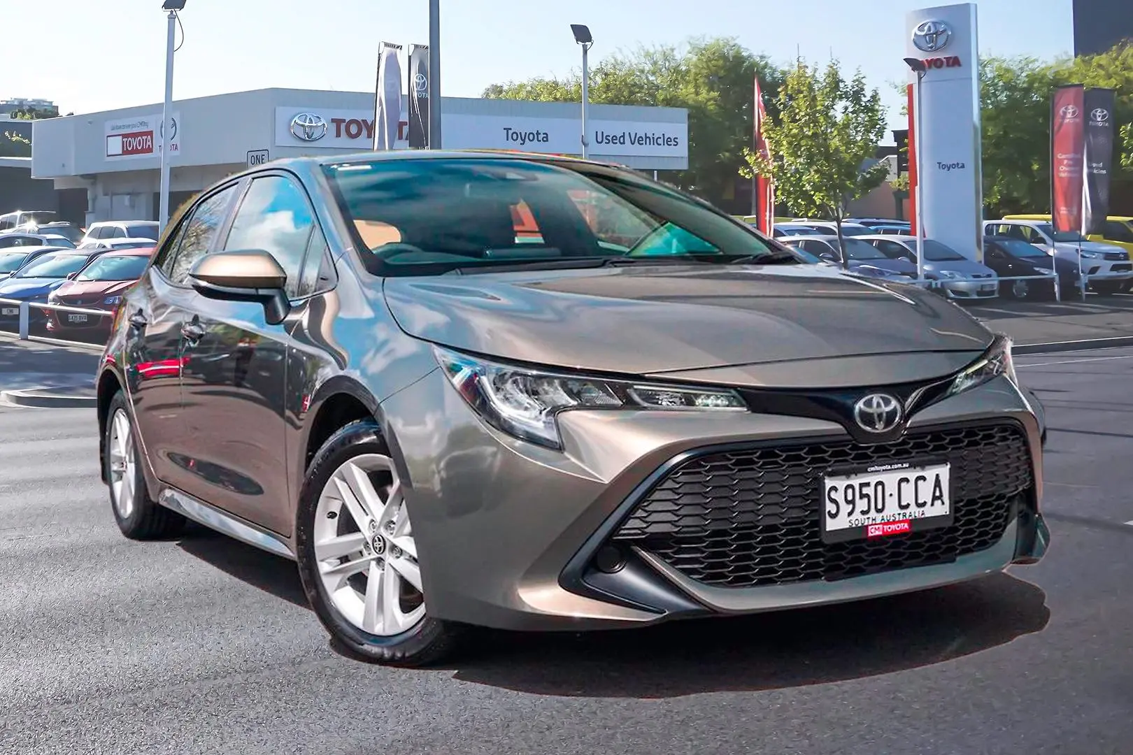 2019 Toyota Corolla Image 1