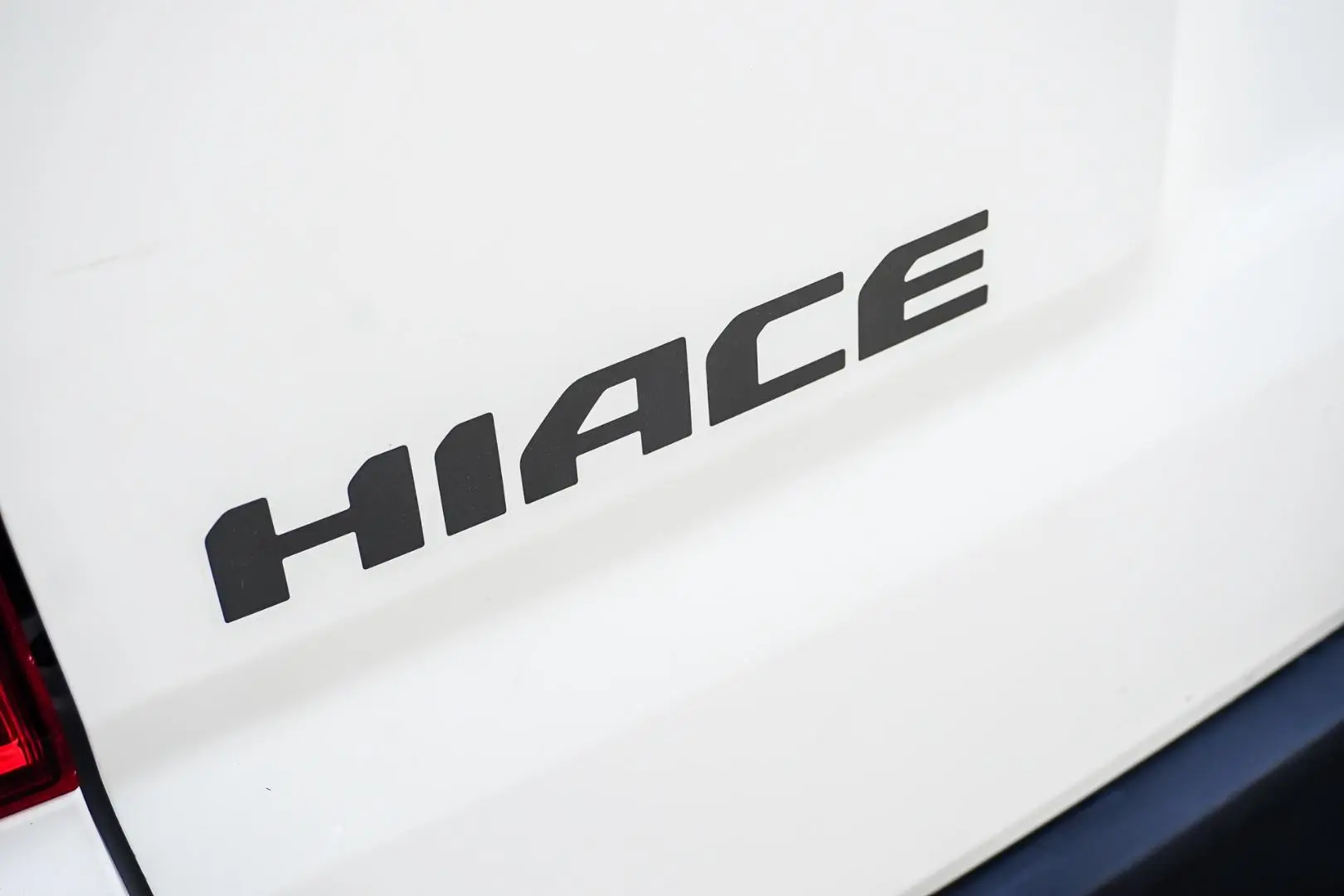 2020 Toyota Hiace Gallery Image 14