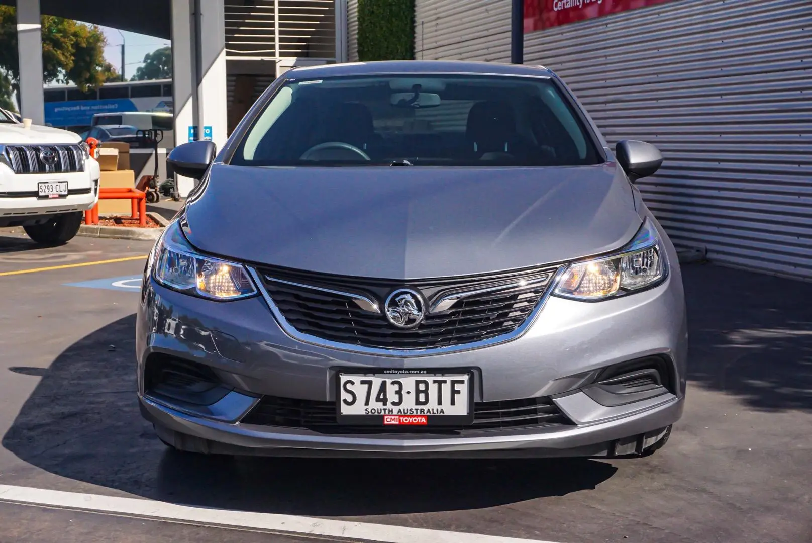 2017 Holden Astra Gallery Image 4