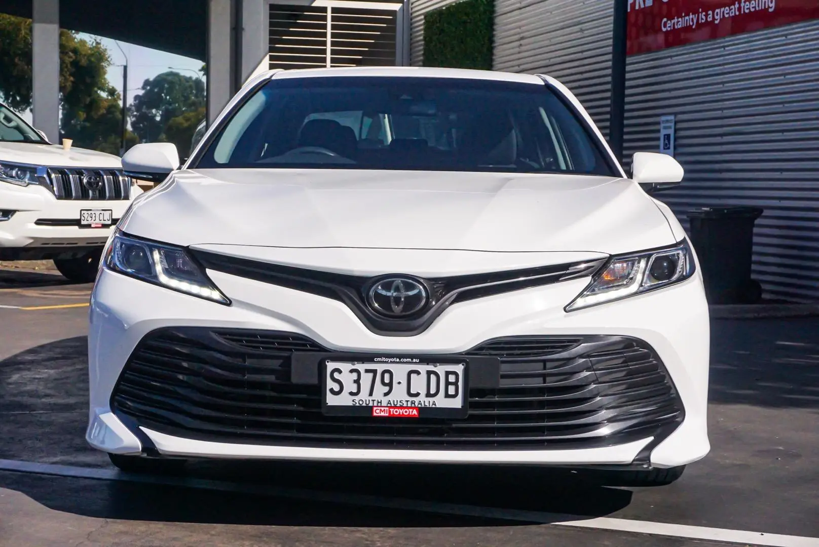 2019 Toyota Camry Gallery Image 4