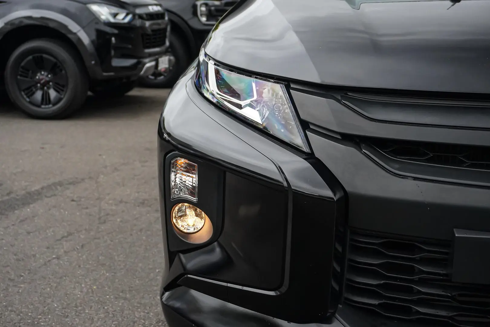 2023 Mitsubishi Triton Gallery Image 13