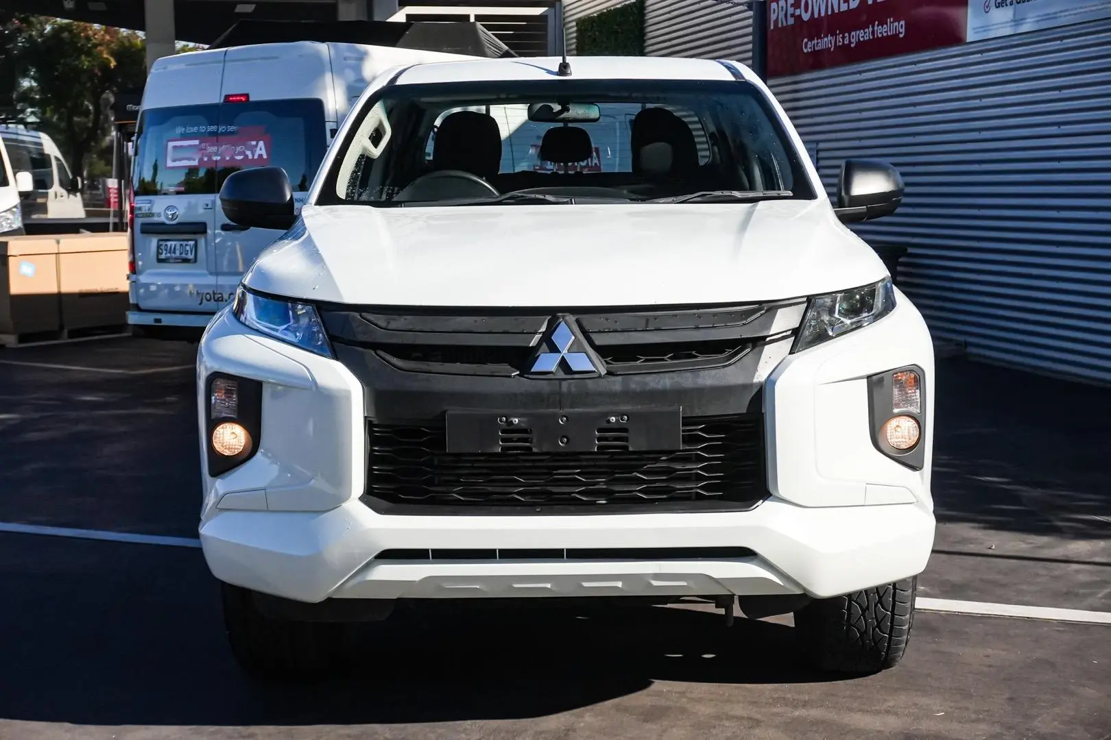 2020 Mitsubishi Triton Gallery Image 5