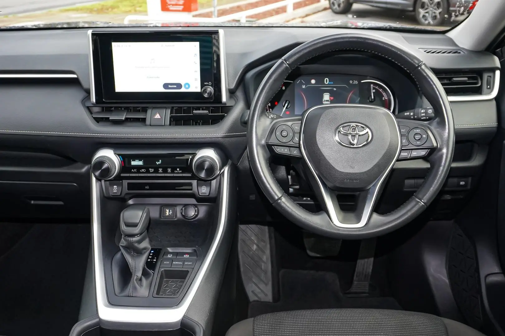 2024 Toyota RAV4 Gallery Image 9