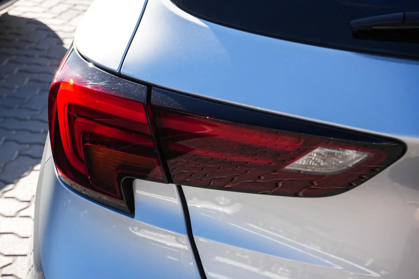 2017 Holden Astra Gallery Image 13