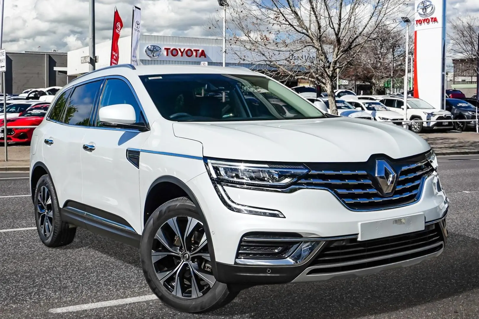 2023 Renault Koleos Gallery Image 1