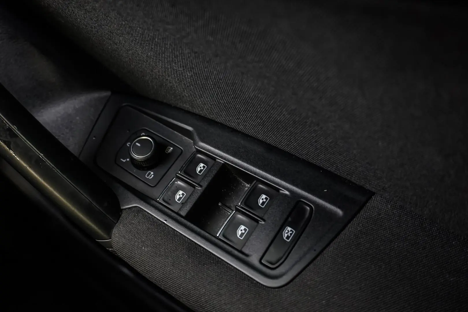 2019 Volkswagen Tiguan Gallery Image 21