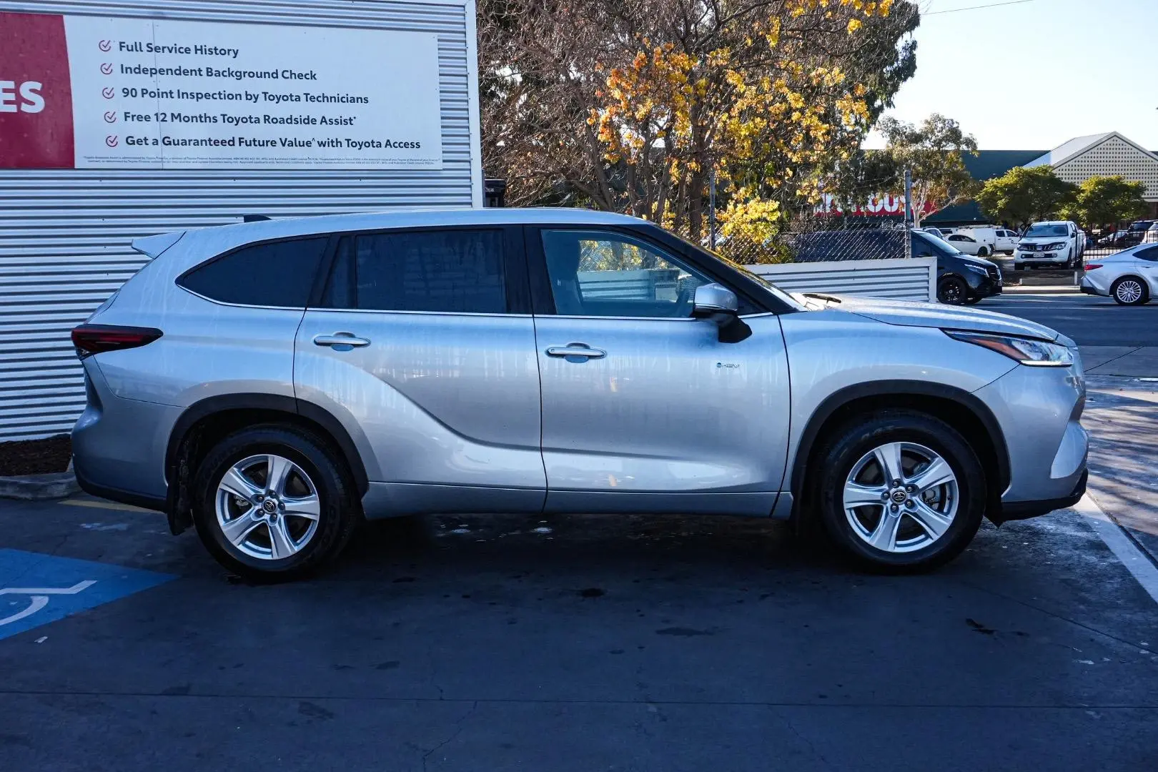 2024 Toyota Kluger Gallery Image 4