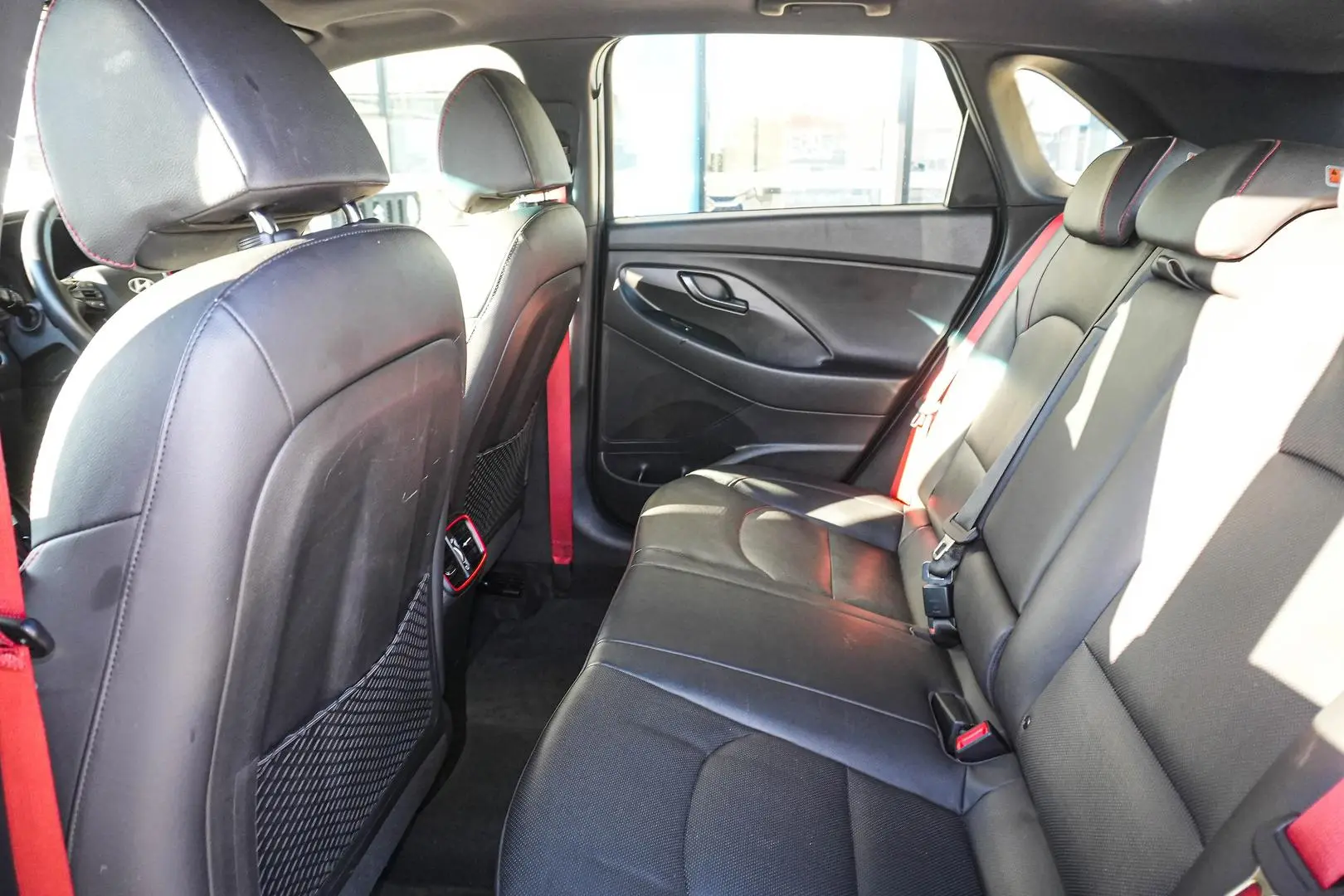 2022 Hyundai i30 Gallery Image 8
