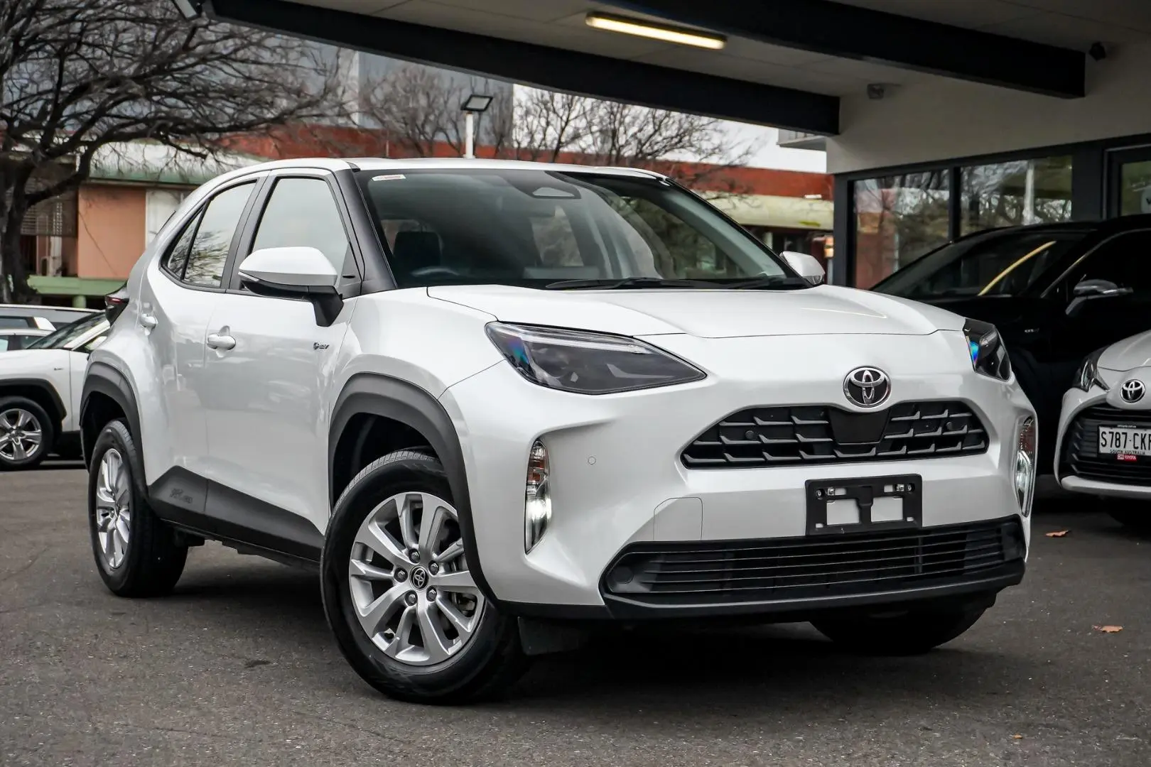 2025 Toyota Yaris Cross Gallery Image 2