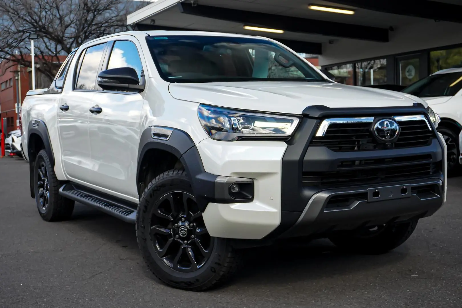 2022 Toyota Hilux Gallery Image 2