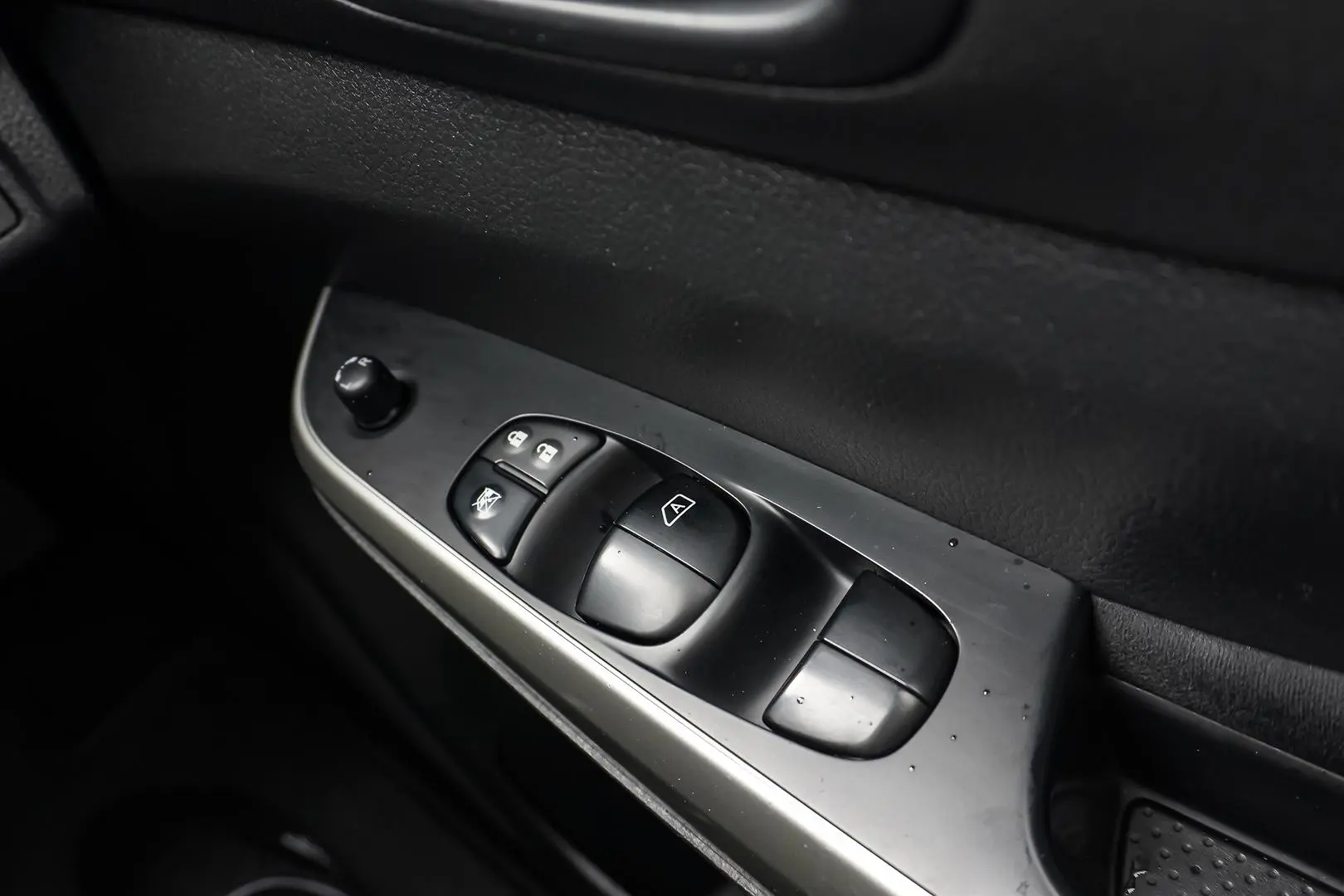 2019 Nissan Navara Gallery Image 24